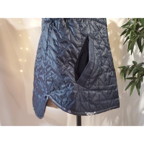 Chicos Zenergy Womens Reversible Quilted Celestial Vest Size 2 L 12/14 Navy Blue - Picture 8 of 13